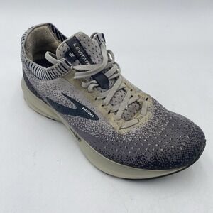 Brooks Womens Levitate 2 1202791B178 Gray Running Shoes Sneakers Size 7.5 B